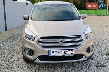 Внедорожник / Кроссовер Ford Escape 2016 в Жовкве