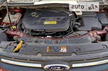 Внедорожник / Кроссовер Ford Escape 2013 в 