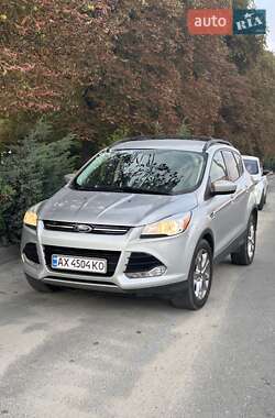 Позашляховик / Кросовер Ford Escape 2015 в Львові