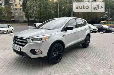 Внедорожник / Кроссовер Ford Escape 2018 в Днепре