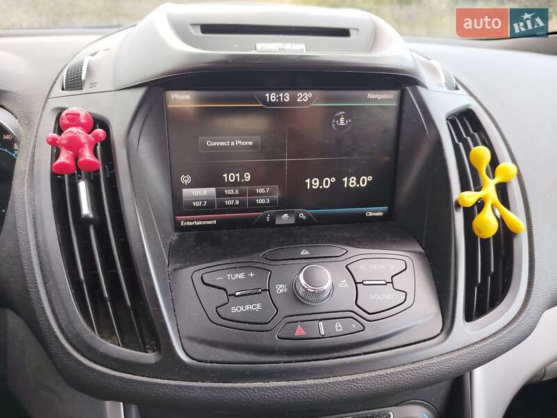 Внедорожник / Кроссовер Ford Escape 2014 в Ужгороде