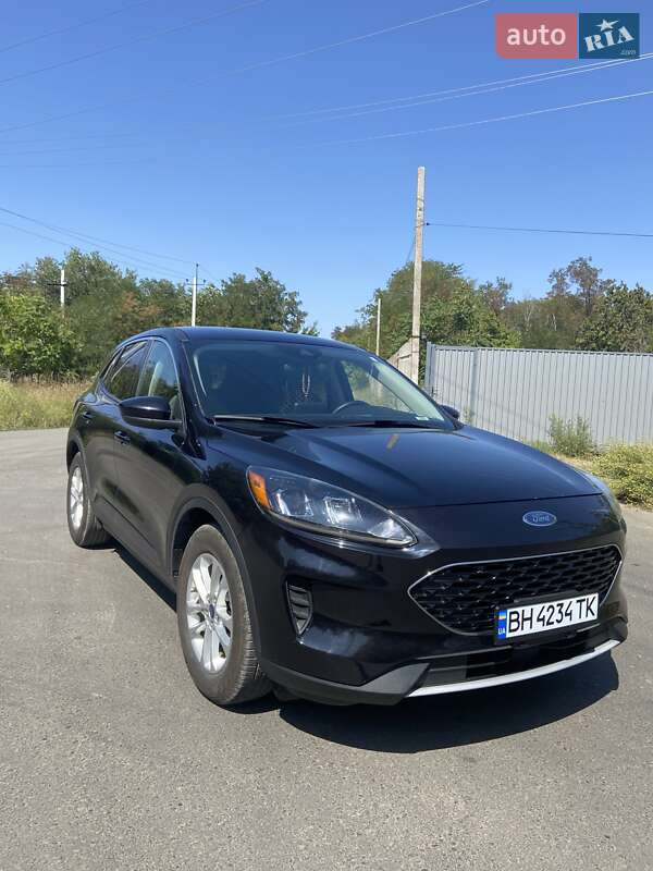 Позашляховик / Кросовер Ford Escape 2019 в Одесі