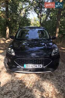 Позашляховик / Кросовер Ford Escape 2019 в Одесі