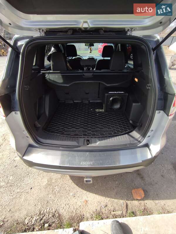 Внедорожник / Кроссовер Ford Escape 2015 в Полтаве фото 25 Внедорожник / Кроссовер Ford Escape 2015 в Полтаве
