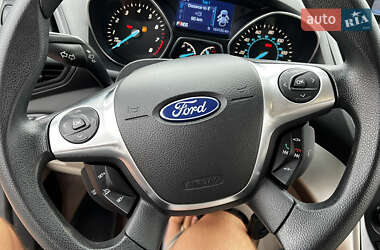 Внедорожник / Кроссовер Ford Escape 2014 в Виннице