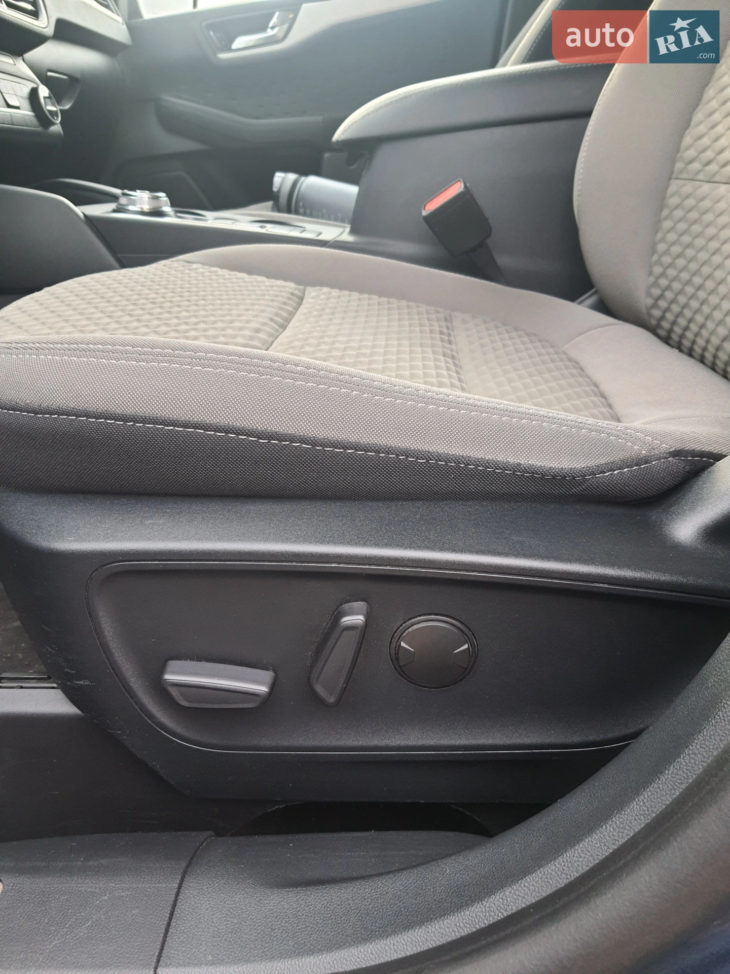 2020 Ford Escape - мініатюра 11