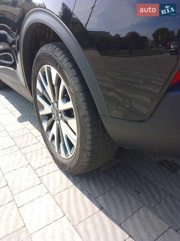 Внедорожник / Кроссовер Ford Escape 2019 в Ужгороде