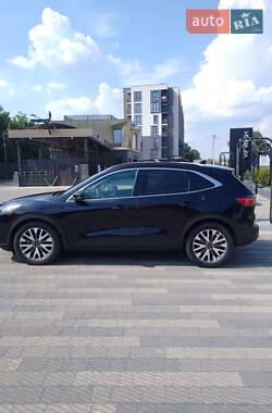 Внедорожник / Кроссовер Ford Escape 2019 в 