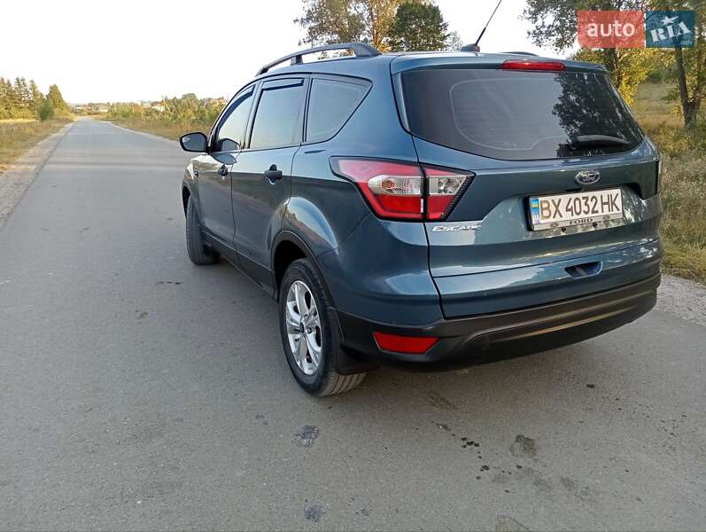 Позашляховик / Кросовер Ford Escape 2018 в Шепетівці фото 3 Позашляховик / Кросовер Ford Escape 2018 в Шепетівці