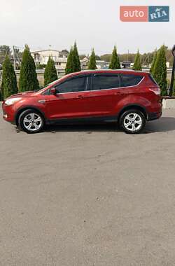 Позашляховик / Кросовер Ford Escape 2015 в Любарі