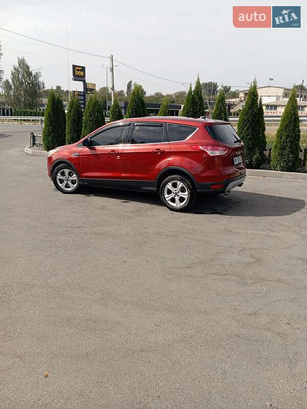 Внедорожник / Кроссовер Ford Escape 2015 в Любаре