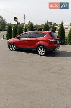 Позашляховик / Кросовер Ford Escape 2015 в Любарі