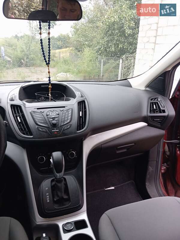 Внедорожник / Кроссовер Ford Escape 2015 в Любаре