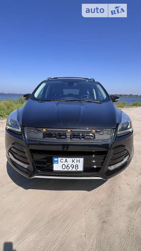 Внедорожник / Кроссовер Ford Escape 2015 в Черкассах