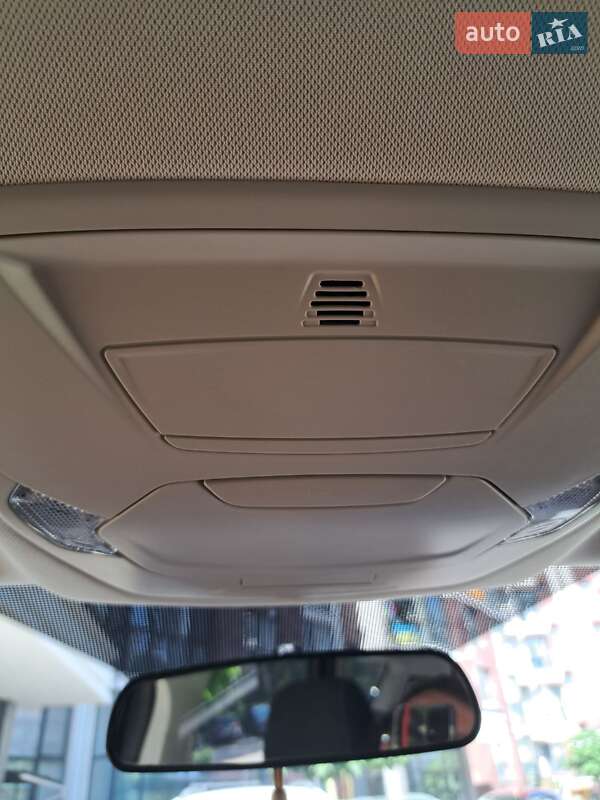 Внедорожник / Кроссовер Ford Escape 2016 в Гостомеле