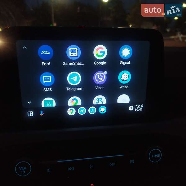 Внедорожник / Кроссовер Ford Escape 2021 в Киеве