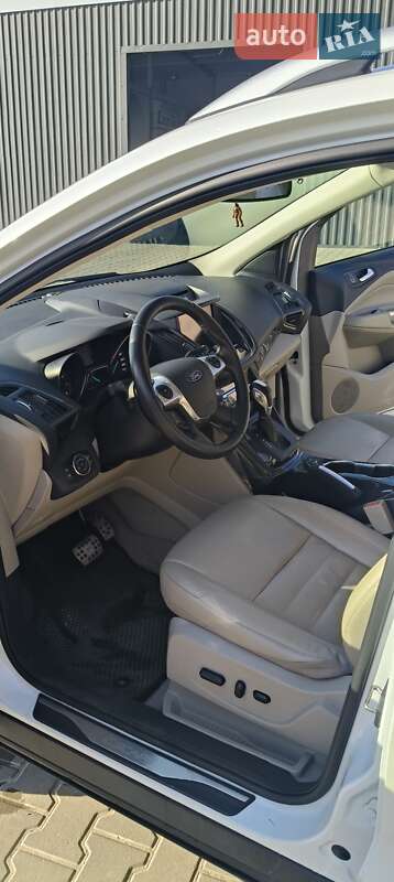 Внедорожник / Кроссовер Ford Escape 2015 в Львове