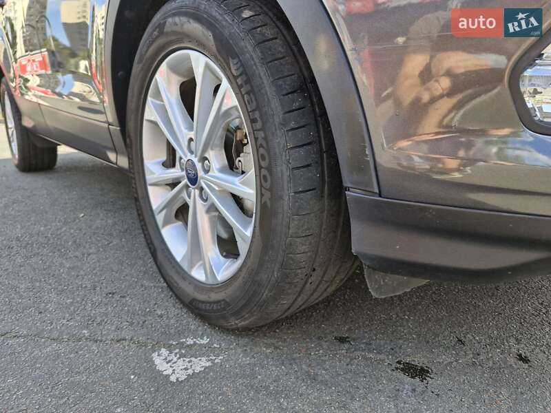 Внедорожник / Кроссовер Ford Escape 2017 в Киеве фото 7 Внедорожник / Кроссовер Ford Escape 2017 в Киеве