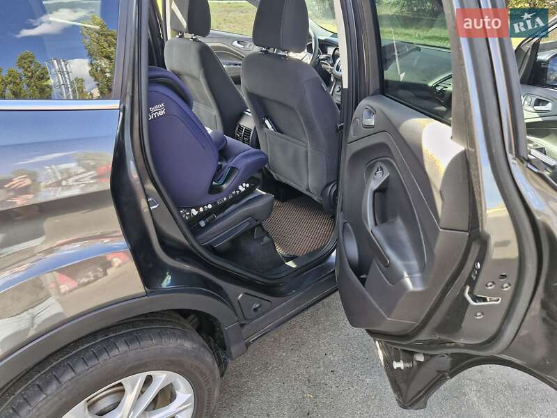 Внедорожник / Кроссовер Ford Escape 2017 в Киеве фото 19 Внедорожник / Кроссовер Ford Escape 2017 в Киеве