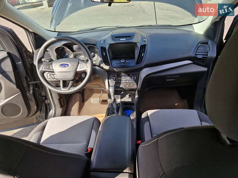 Внедорожник / Кроссовер Ford Escape 2017 в Киеве фото 25 Внедорожник / Кроссовер Ford Escape 2017 в Киеве