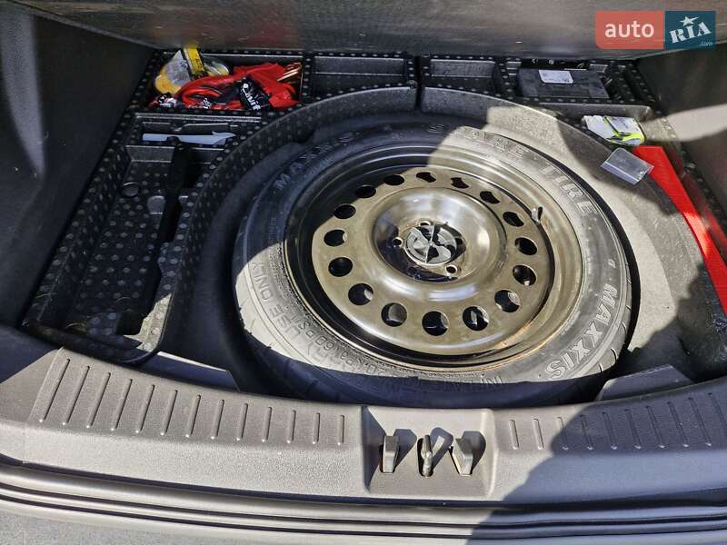 Внедорожник / Кроссовер Ford Escape 2017 в Киеве фото 29 Внедорожник / Кроссовер Ford Escape 2017 в Киеве