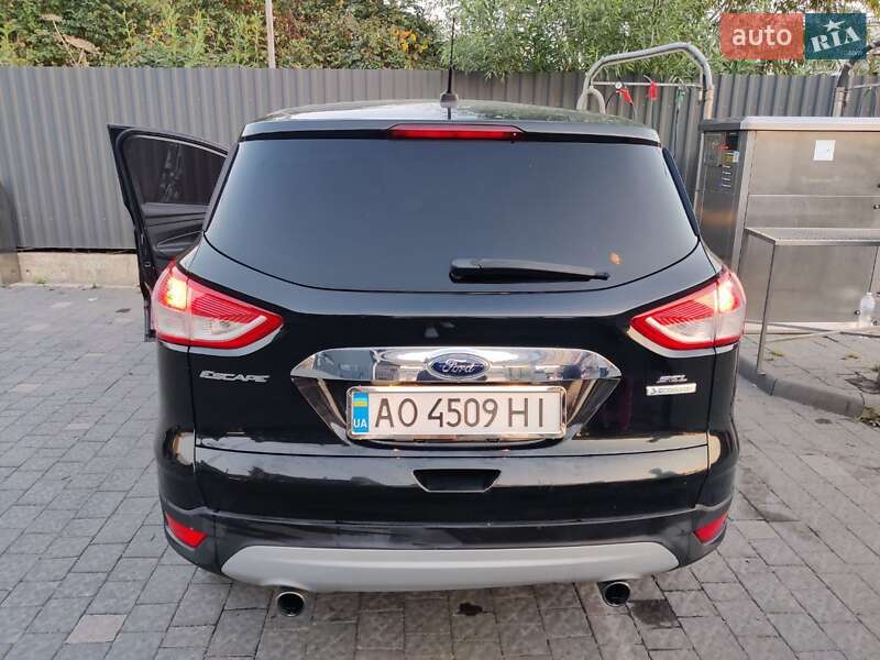 Внедорожник / Кроссовер Ford Escape 2013 в Ужгороде