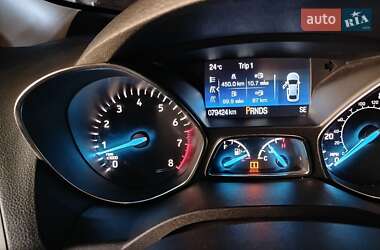 Внедорожник / Кроссовер Ford Escape 2018 в 