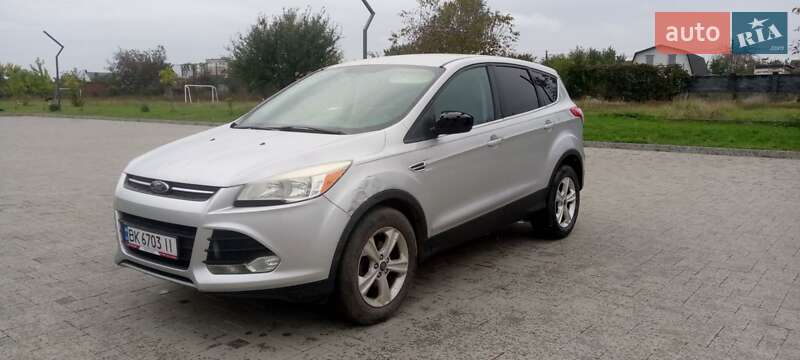 Внедорожник / Кроссовер Ford Escape 2013 в Ровно