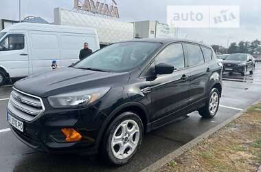 Позашляховик / Кросовер Ford Escape 2017 в Києві