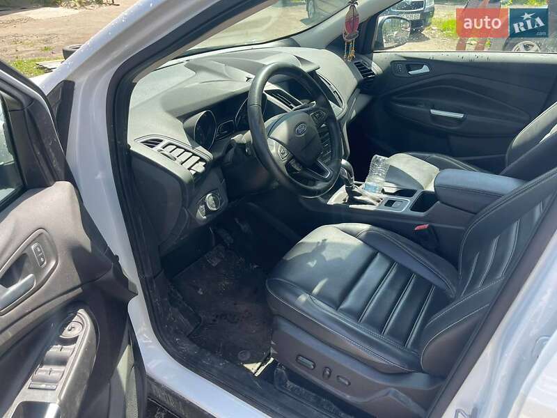 Внедорожник / Кроссовер Ford Escape 2017 в Тернополе