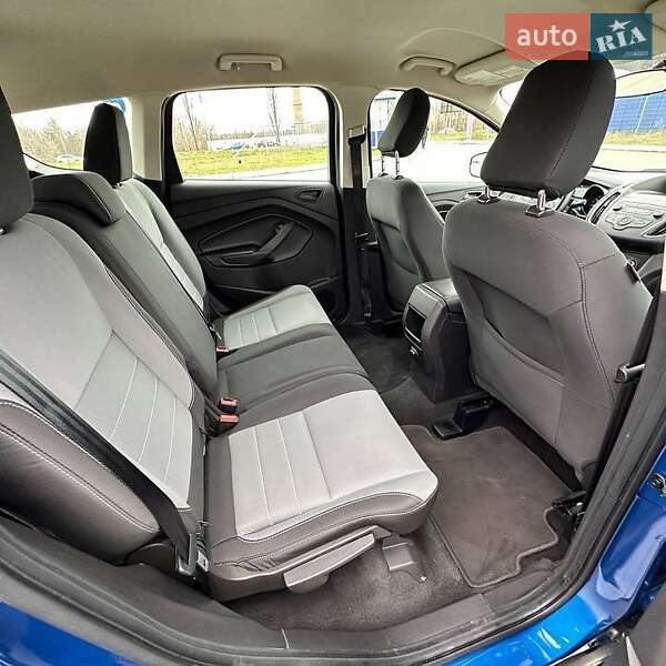 Внедорожник / Кроссовер Ford Escape 2019 в Львове