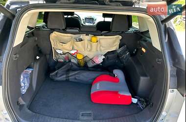 Внедорожник / Кроссовер Ford Escape 2015 в Павлограде