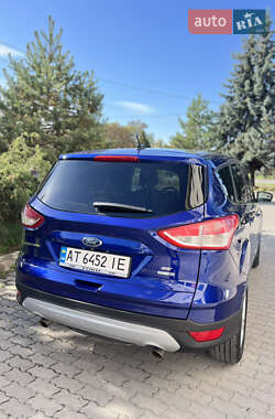 Внедорожник / Кроссовер Ford Escape 2015 в 