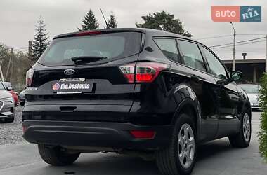 Позашляховик / Кросовер Ford Escape 2017 в Рівному