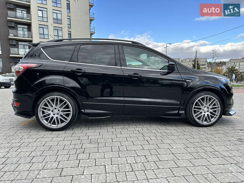 Внедорожник / Кроссовер Ford Escape 2016 в Львове