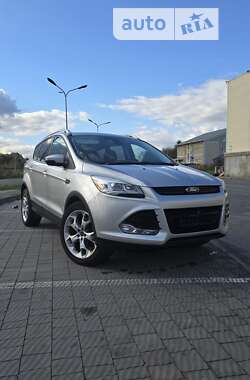 Внедорожник / Кроссовер Ford Escape 2015 в Львове