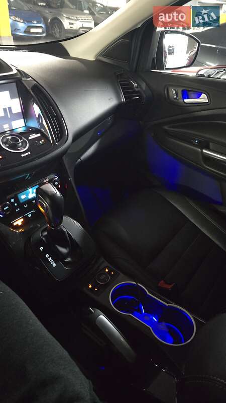Внедорожник / Кроссовер Ford Escape 2015 в Львове