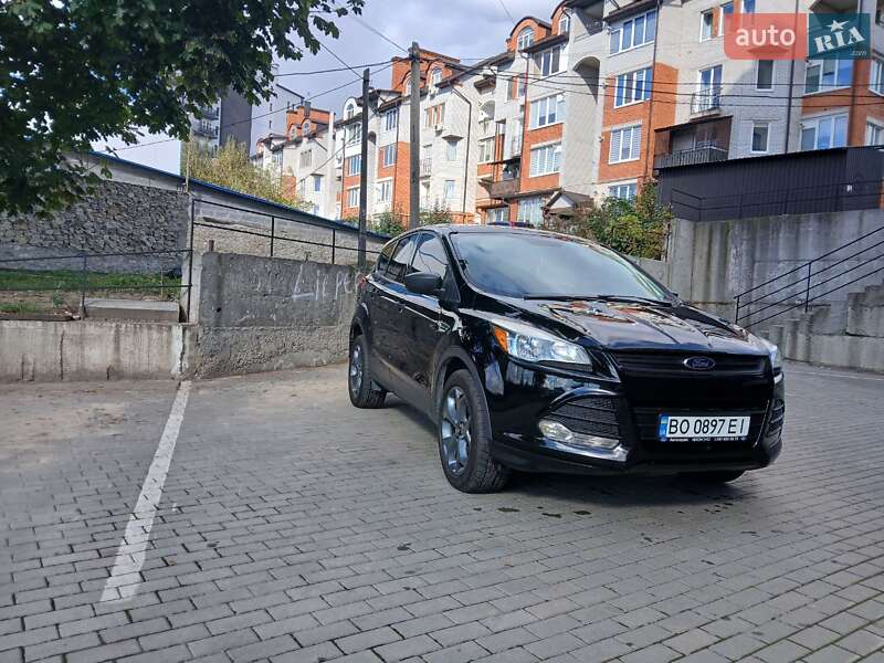 Внедорожник / Кроссовер Ford Escape 2016 в Тернополе