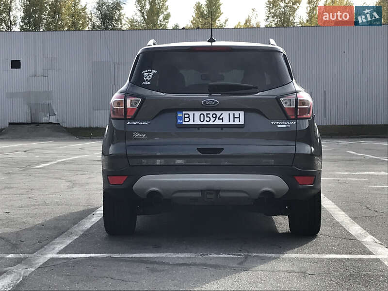 Внедорожник / Кроссовер Ford Escape 2018 в Полтаве