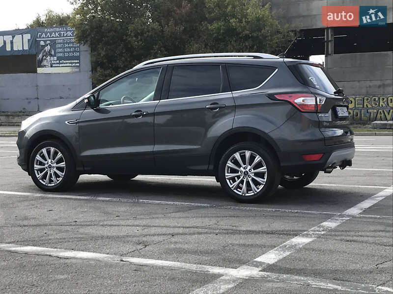 Внедорожник / Кроссовер Ford Escape 2018 в Полтаве