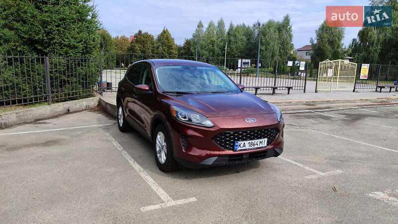 Внедорожник / Кроссовер Ford Escape 2021 в Киеве