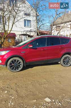 Позашляховик / Кросовер Ford Escape 2016 в Івано-Франківську