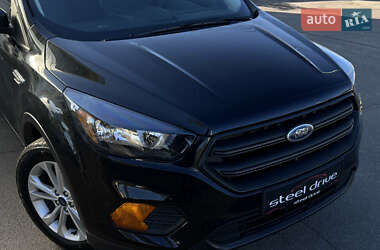 Внедорожник / Кроссовер Ford Escape 2019 в Николаеве