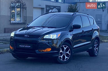 Внедорожник / Кроссовер Ford Escape 2014 в Николаеве