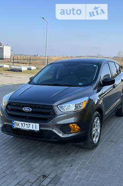 Внедорожник / Кроссовер Ford Escape 2016 в Ровно