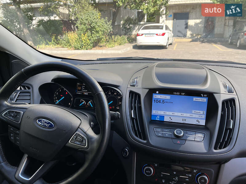 Внедорожник / Кроссовер Ford Escape 2019 в Черкассах