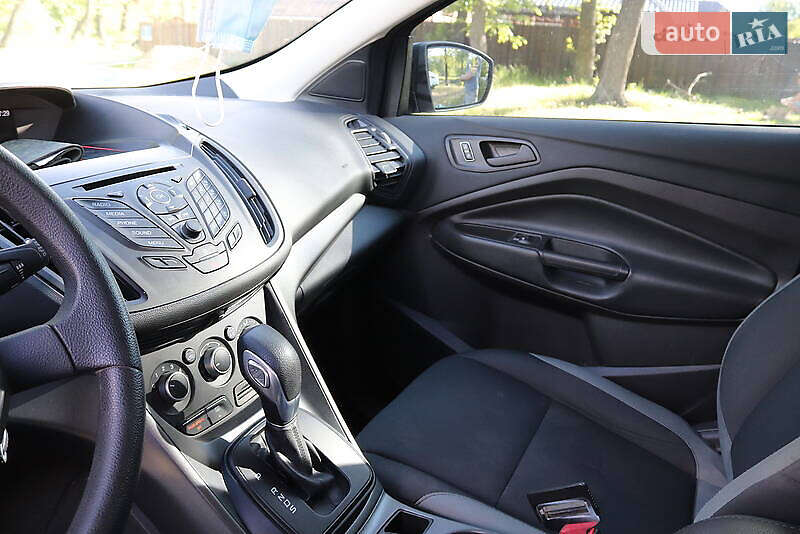 Внедорожник / Кроссовер Ford Escape 2016 в Харькове