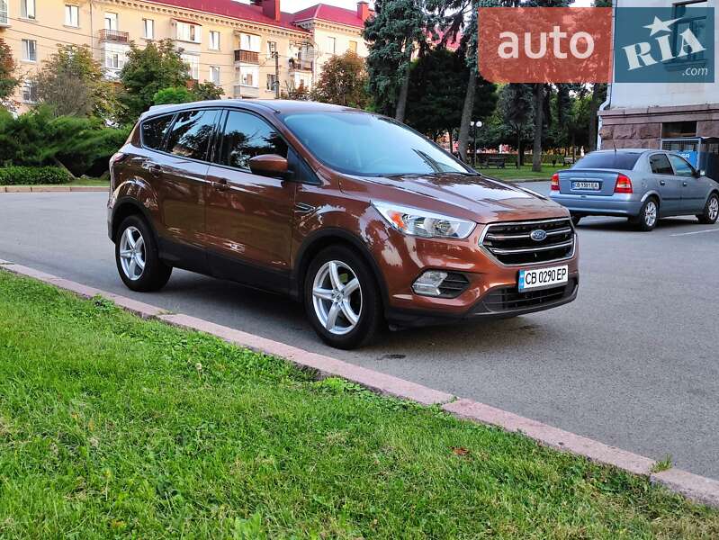 Позашляховик / Кросовер Ford Escape 2016 в Чернігові