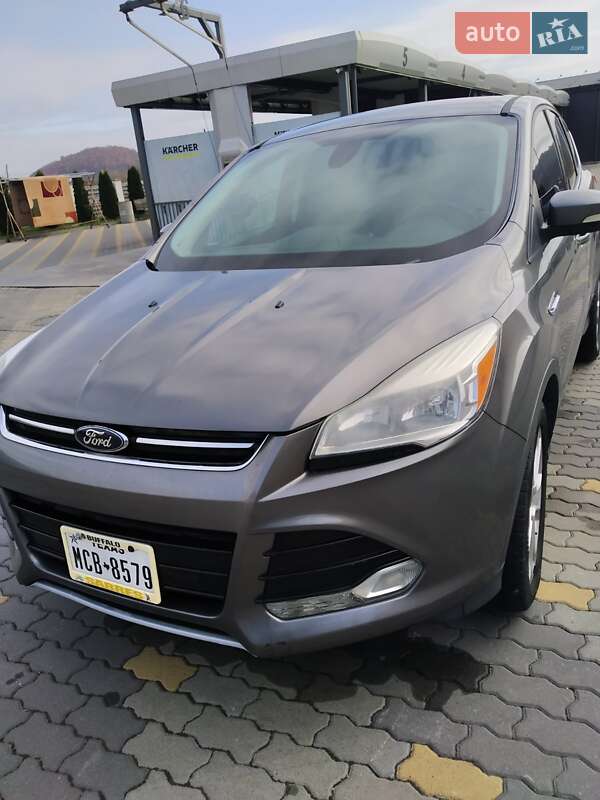 Внедорожник / Кроссовер Ford Escape 2013 в Иршаве