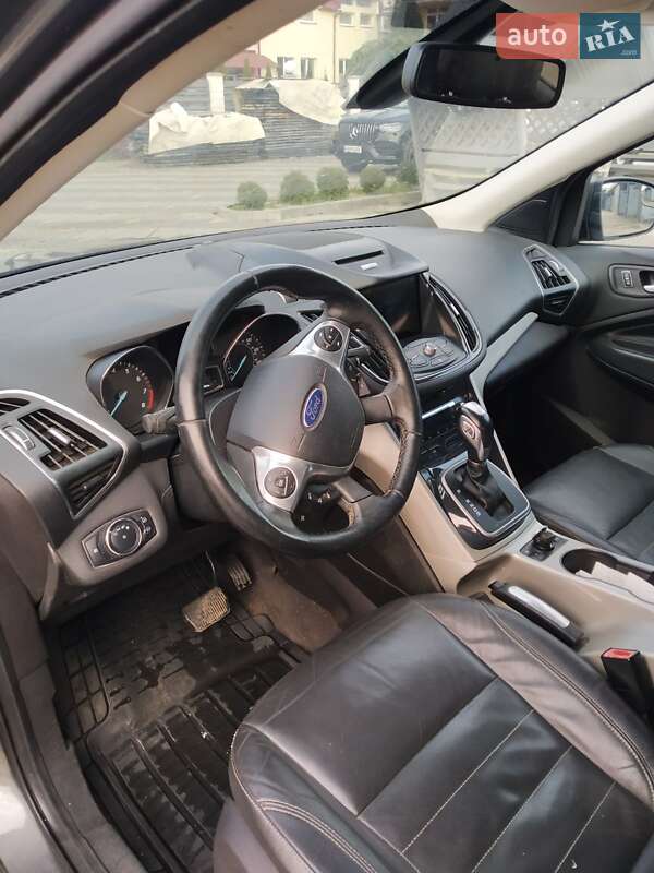 Внедорожник / Кроссовер Ford Escape 2013 в Иршаве